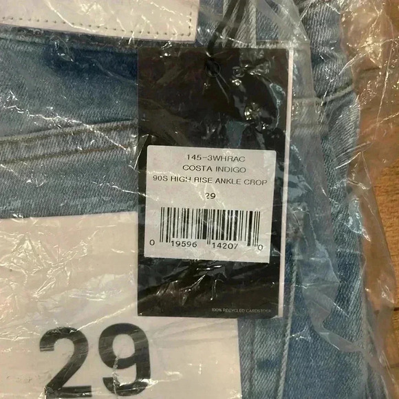 RE/DONE 90’s Ultra High Rise Ankle Crop in Costa Indigo - Picture 4 of 4